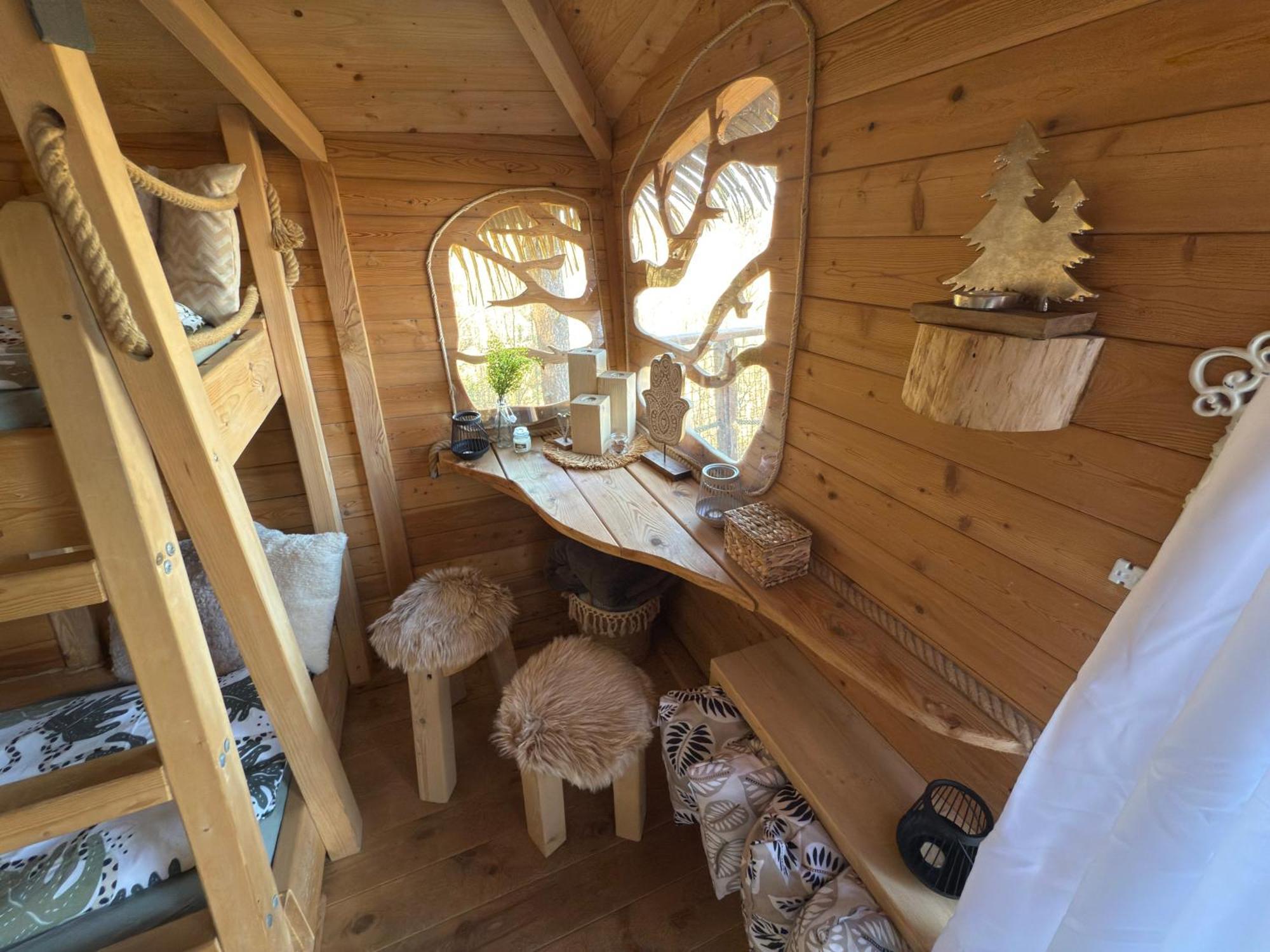 Treehouse U Rybnika * Osecna